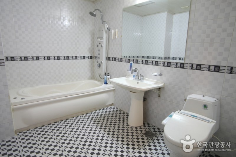 Rozi hotel - Goodstay  (11/11)