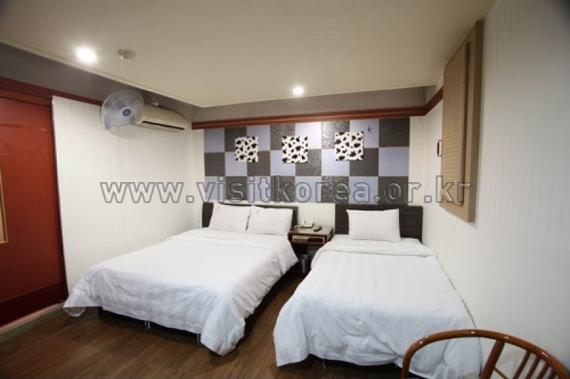Biking Hotel - Goodstay  (3/11)