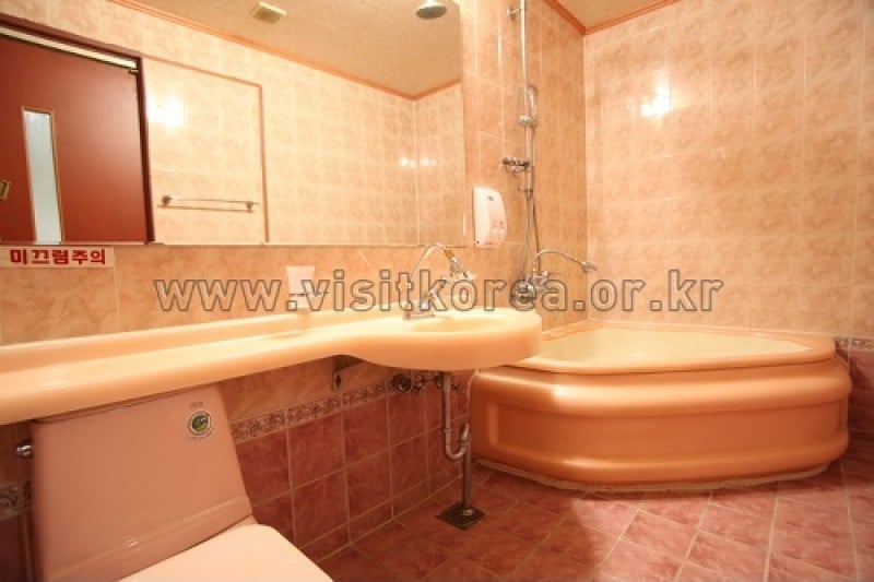 Biking Hotel - Goodstay  (5/11)