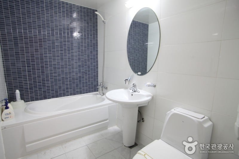 Rich Hotel - Goodstay  (4/6)
