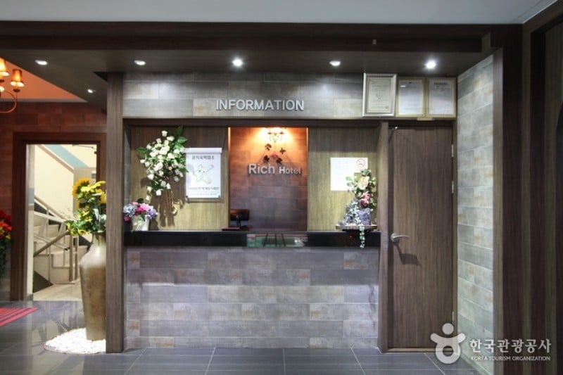 Rich Hotel - Goodstay  (6/6)