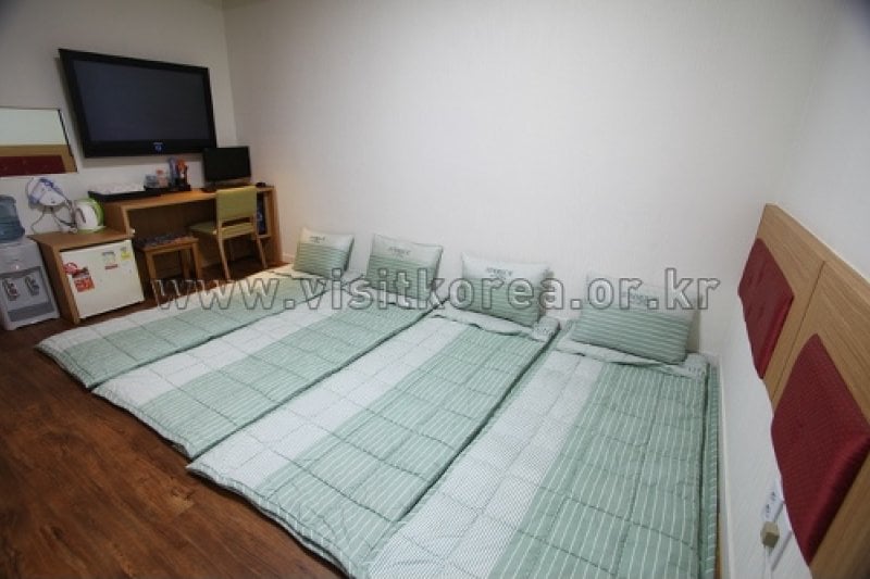 Centro Hotel - Goodstay  (2/16)