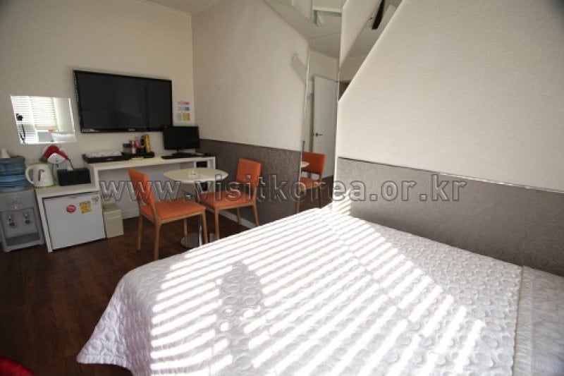 Centro Hotel - Goodstay  (13/16)
