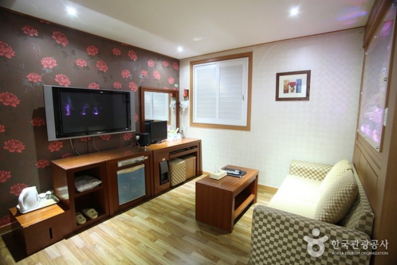 Bobos Motel - Goodstay  (12/13)