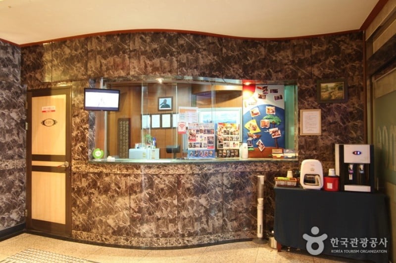 Provence Hotel - Goodstay  (1/12)