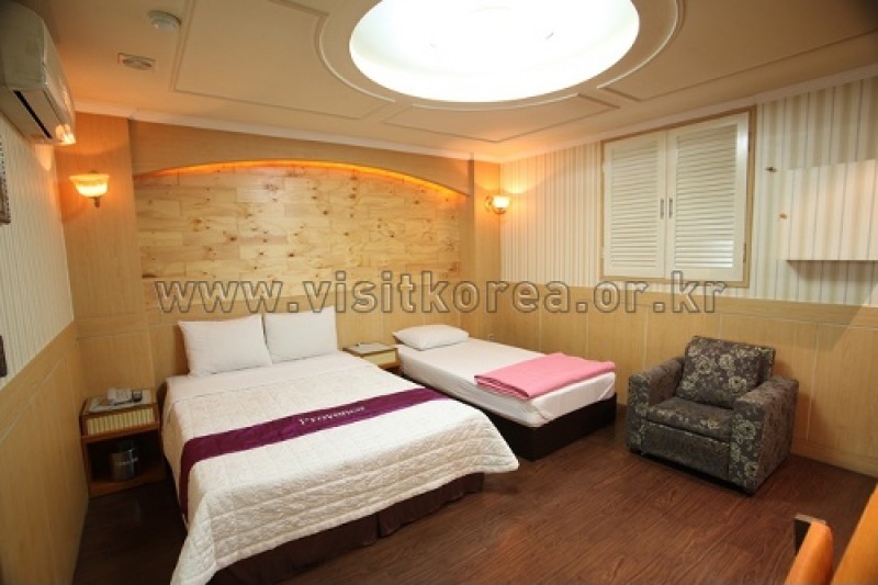 Provence Hotel - Goodstay  (2/12)