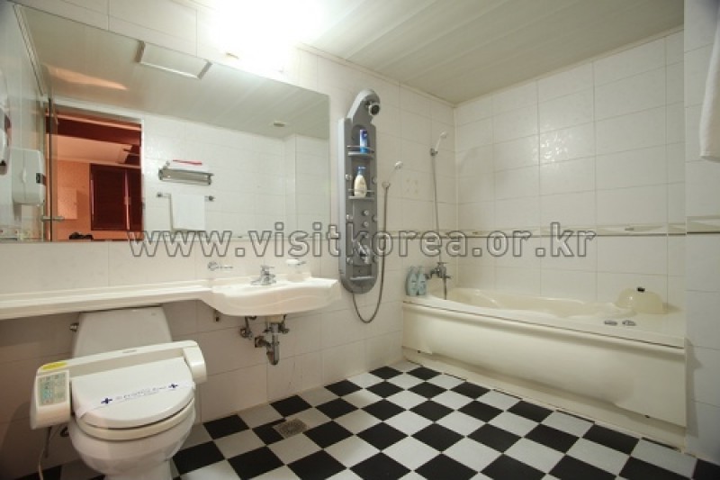 Provence Hotel - Goodstay  (6/12)