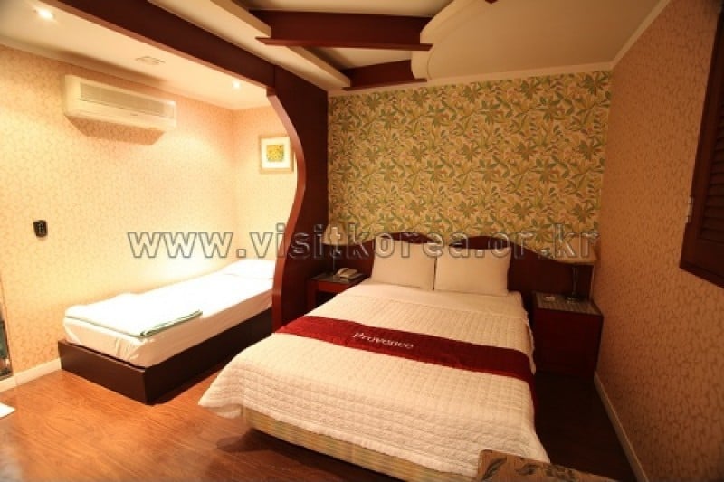 Provence Hotel - Goodstay  (8/12)
