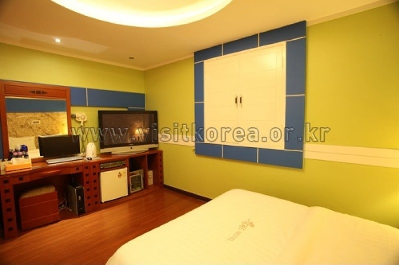 Allin Hotel - Goodstay  (2/11)