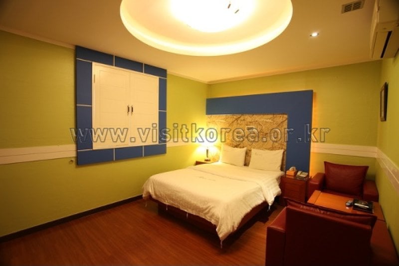 Allin Hotel - Goodstay  (3/11)