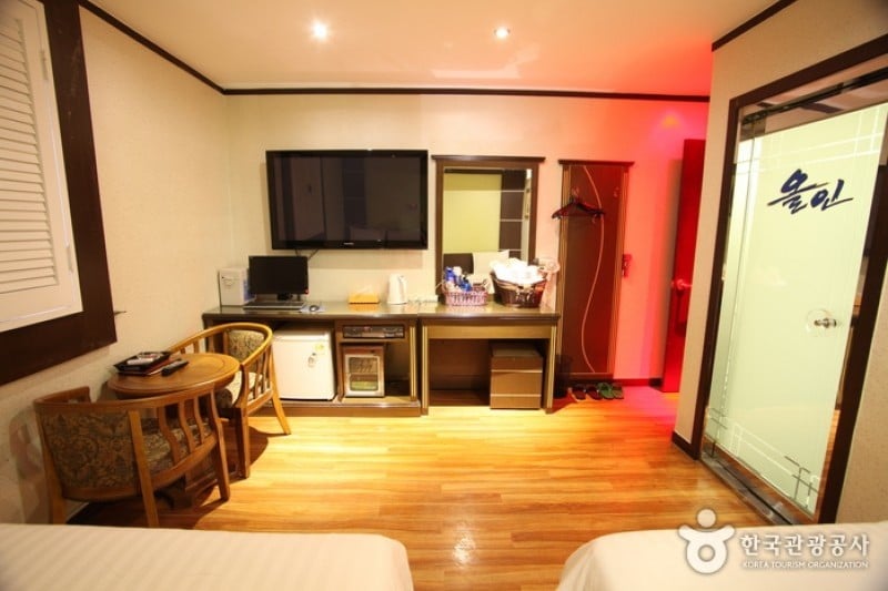Allin Hotel - Goodstay  (10/11)