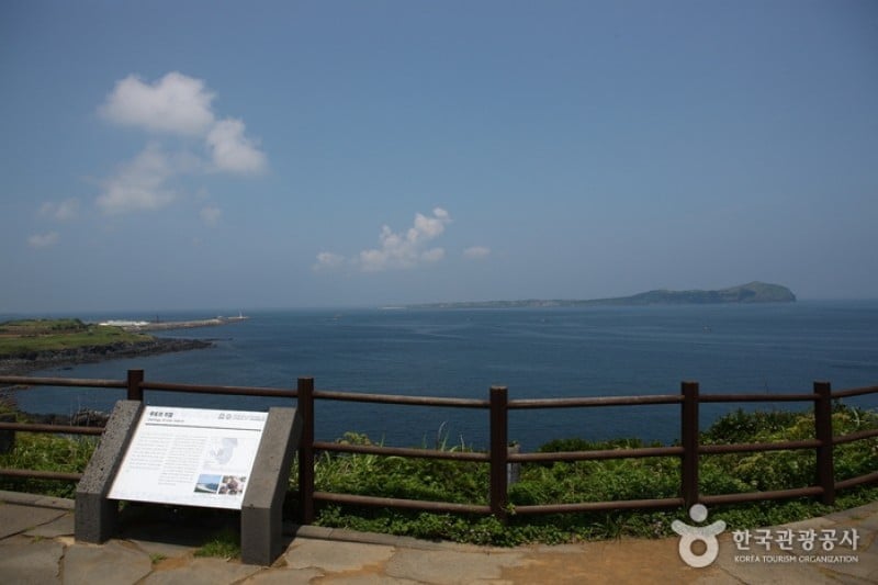 Seongsan Ilchulbong Peak [UNESCO World Heritage]  (22/31)