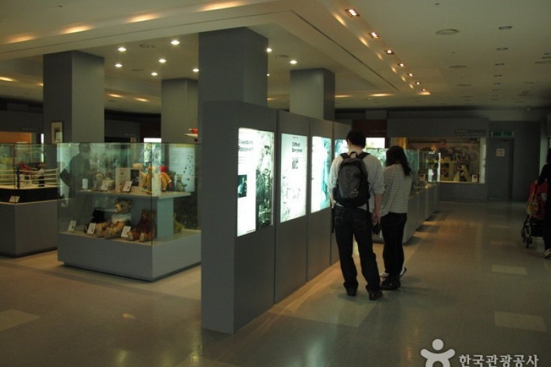Teddy Bear Museum  (2/49)