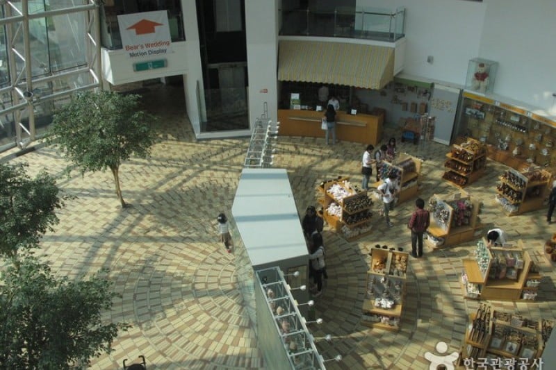 Teddy Bear Museum  (9/49)