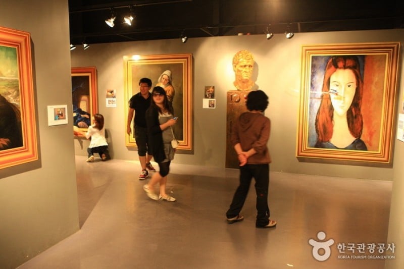 Trick Art Museum KOREA - Jeju Seongeup Branch  (28/34)