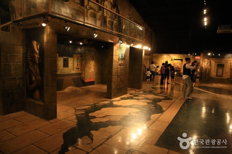 Trick Art Museum KOREA - Jeju Seongeup Branch  (31/34)