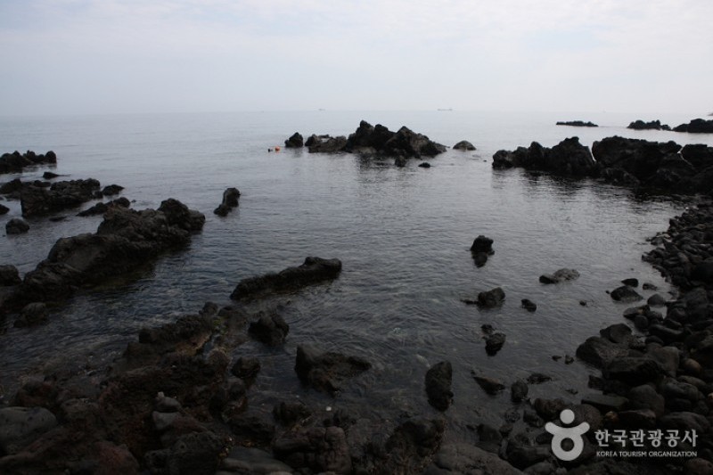 Yongduam Rock(Dragon Head Rock) (6/10)