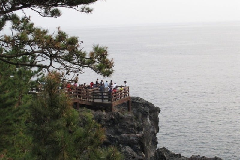 Daepo Jusangjeolli Cliff 