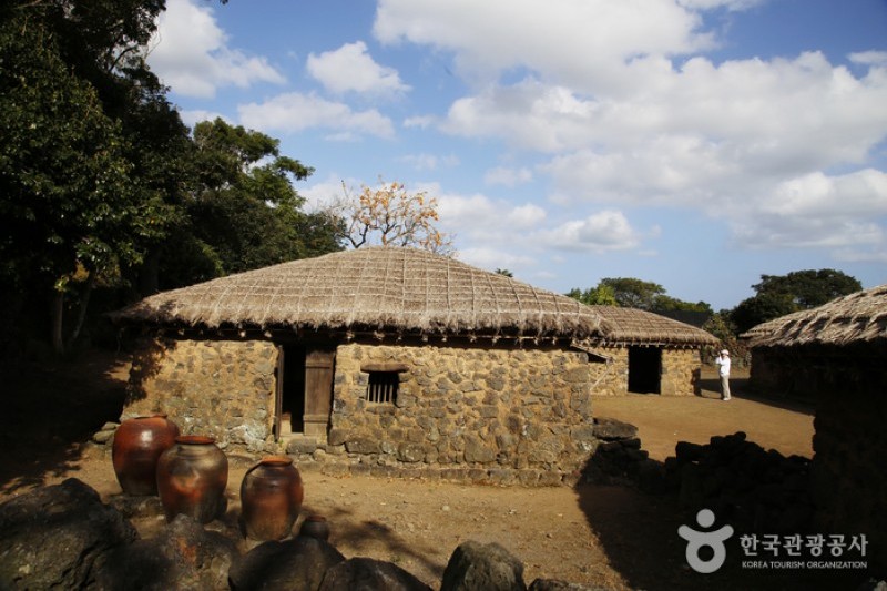 Seongeup Folk Village  (2/19)