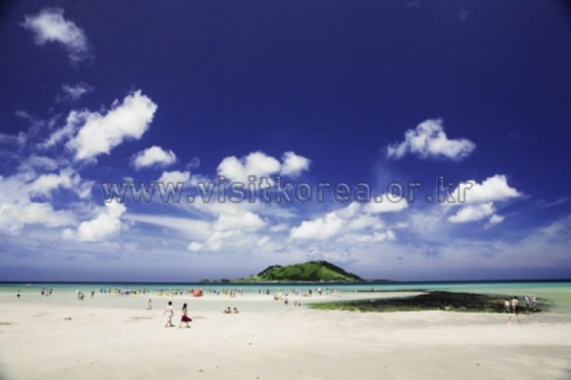 Hyeopjae Beach  (1/5)