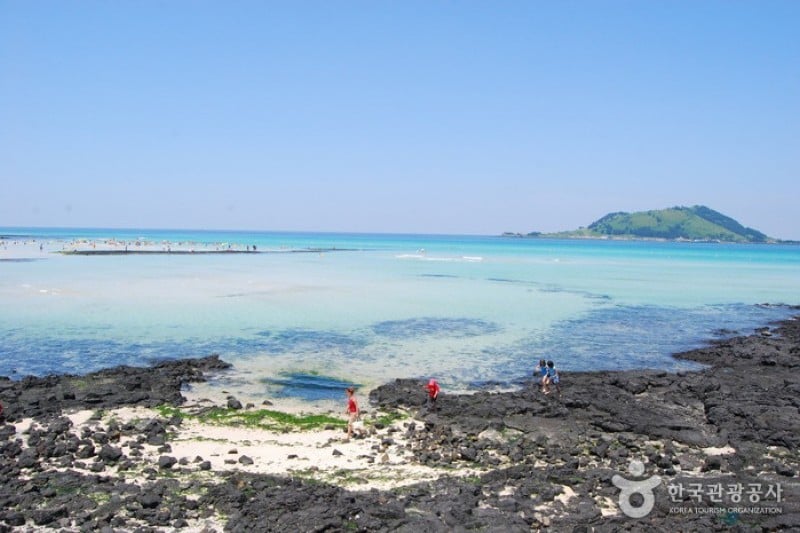 Hyeopjae Beach  (3/5)