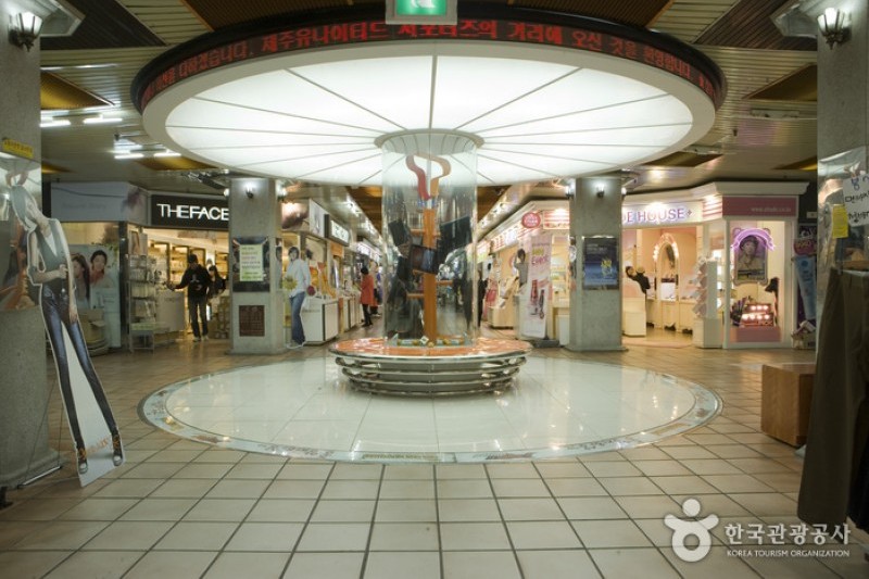 Jeju Jungang Underground Shopping Center  (11/14)