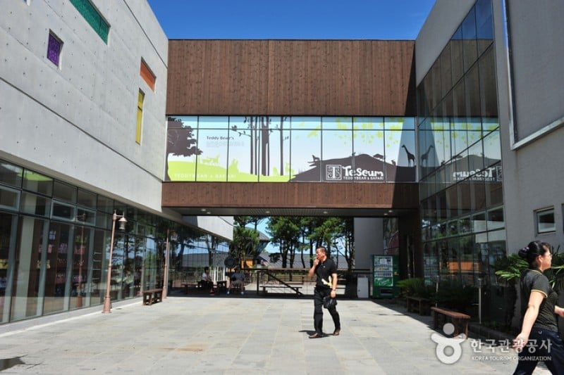 Jeju Teseum  (4/15)