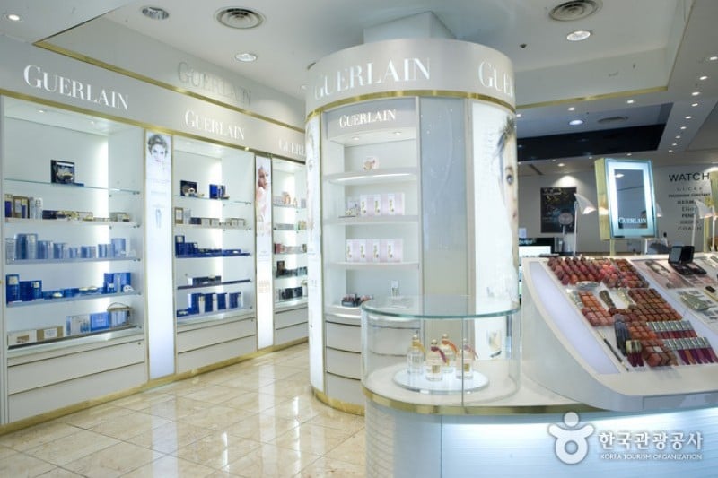 The Shilla Duty Free Shop - Jeju Branch  (14/17)