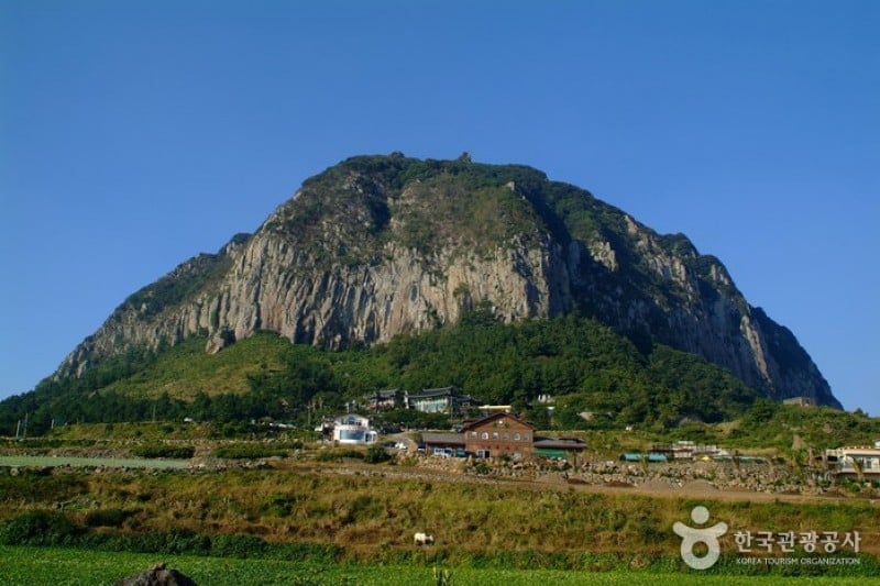 Sanbangsan Mountain  (9/14)