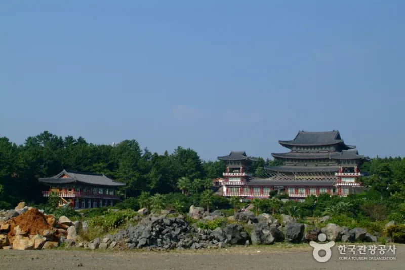 YakchunsaTemple  (1/16)