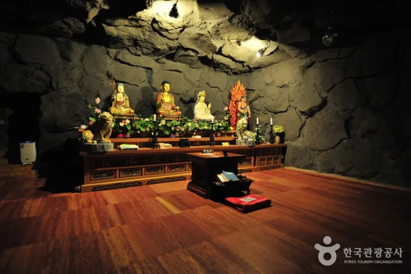 YakchunsaTemple  (14/16)