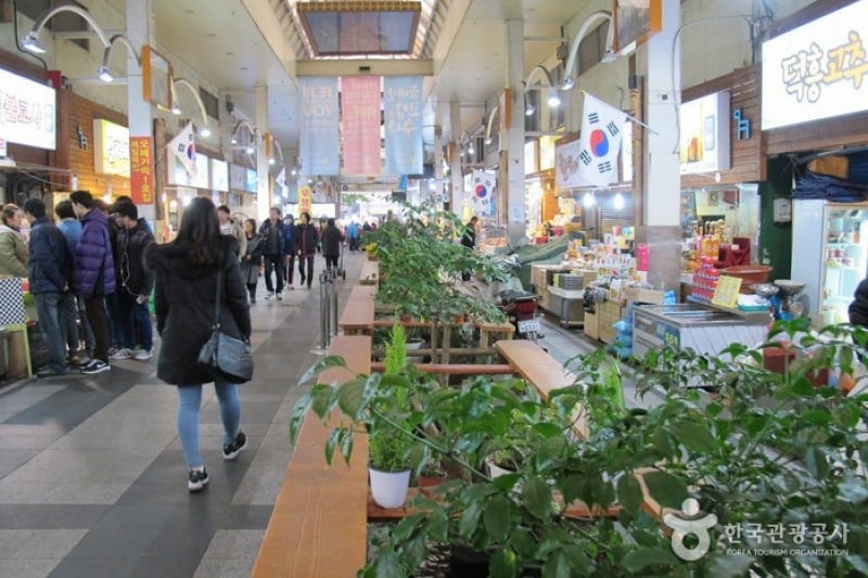 Seogwipo Maeil Olle Market  (6/9)