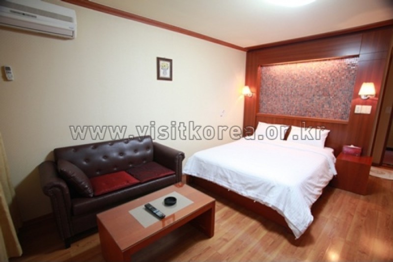 Neulsong Parktel - Goodstay  (1/21)