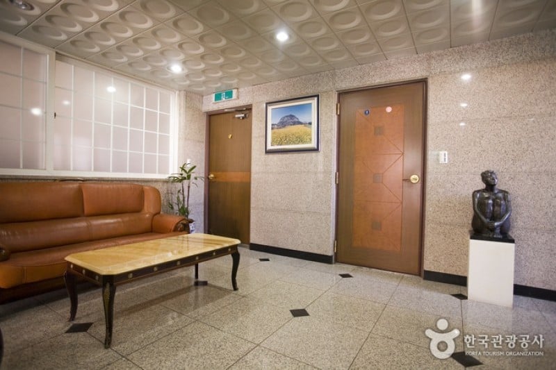 Neulsong Parktel - Goodstay  (8/21)
