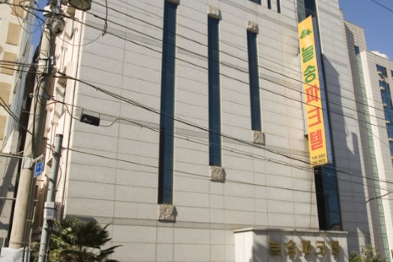 Neulsong Parktel - Goodstay  (11/21)