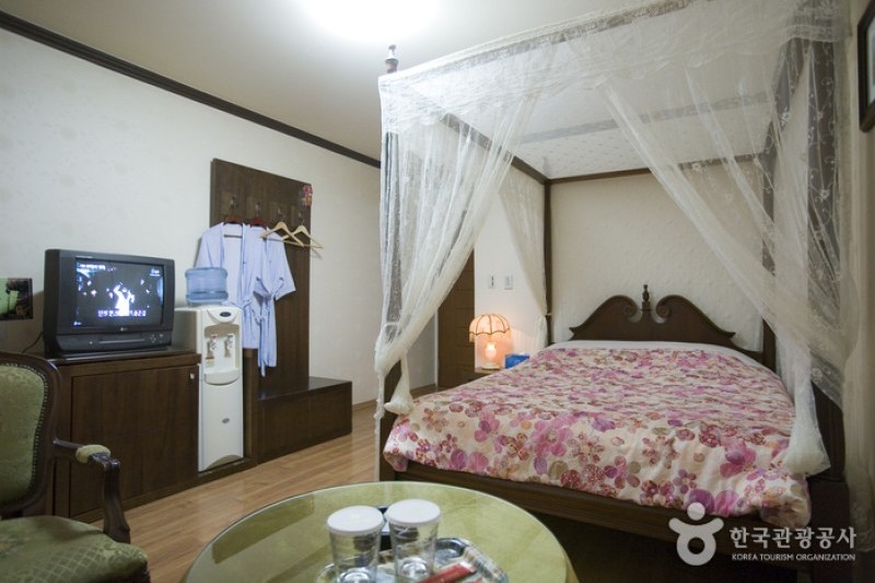 Neulsong Parktel - Goodstay  (18/21)