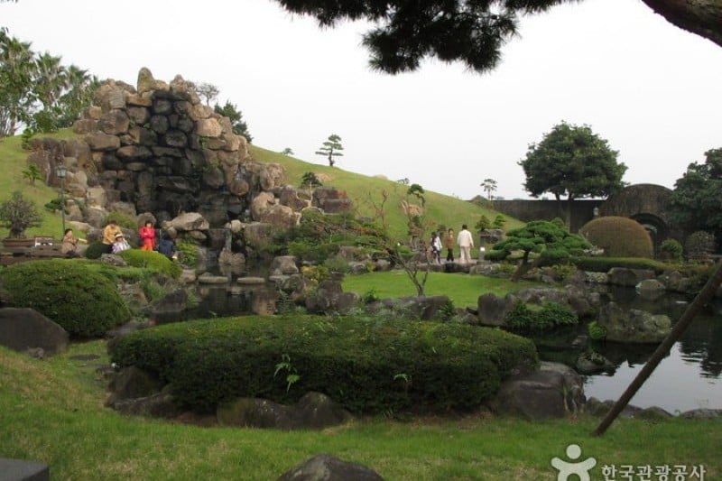 Jeju Bunjae Artpia Museum  (4/27)