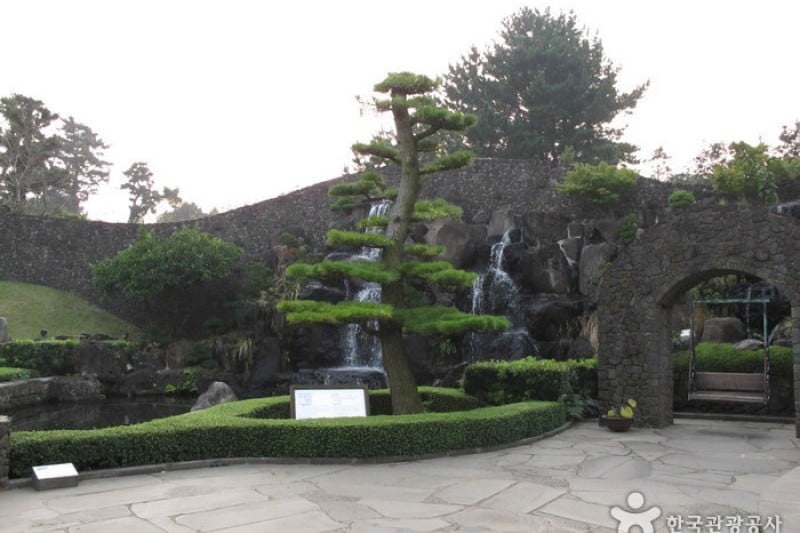 Jeju Bunjae Artpia Museum  (8/27)