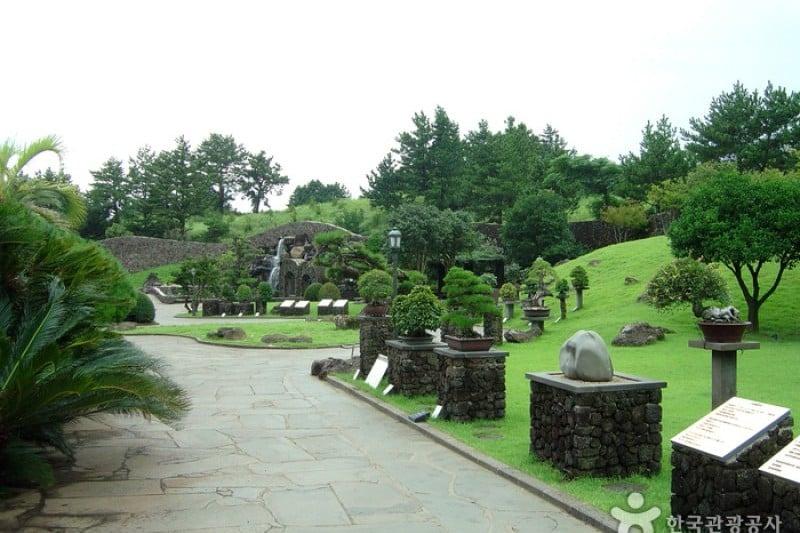 Jeju Bunjae Artpia Museum  (26/27)