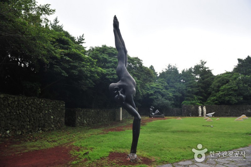 Jeju Sculpture Park  (3/6)