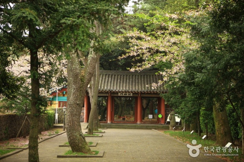 Samseonghyeol  (1/15)