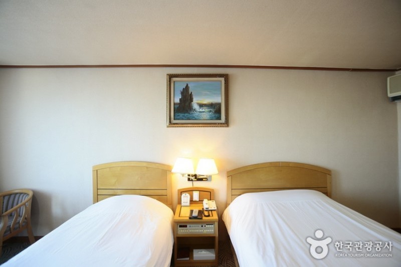 Jeju Palace Hotel  (14/16)