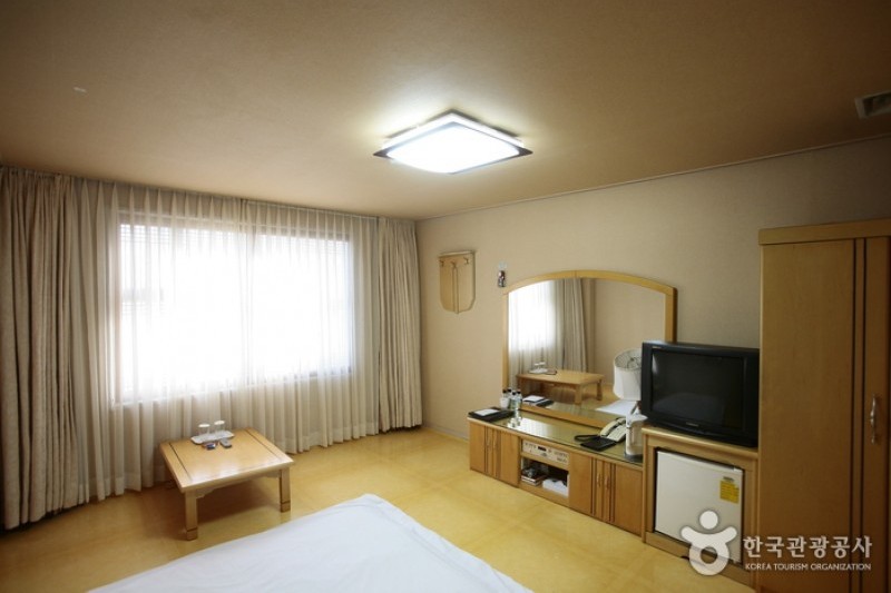 Jeju Hawaii Hotel  (8/19)