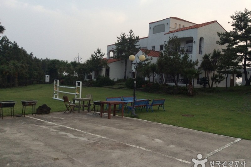 C&amp;P Resort Youth Hostel  (4/5)
