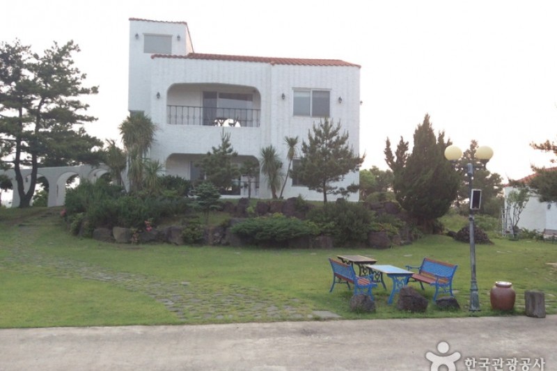 C&amp;P Resort Youth Hostel  (5/5)