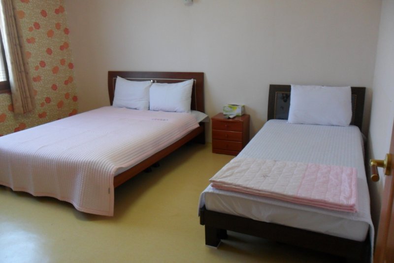 Equus Motel - Goodstay  (7/22)