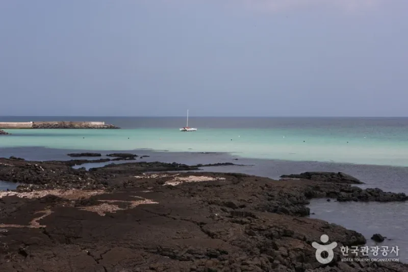 Gimnyeong Seonsegi Beach  (9/20)
