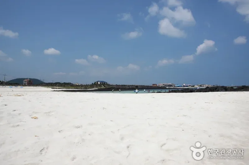 Gimnyeong Seonsegi Beach  (18/20)
