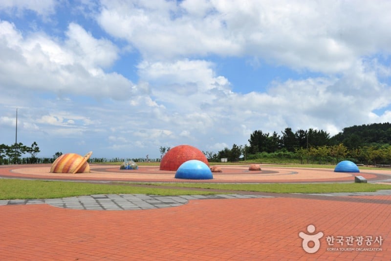 Jeju Starlight World Park and Planetarium  (4/4)