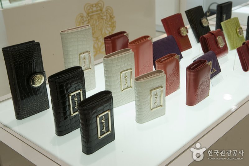 Jeju Tourism Organization Duty Free Shop (제주관광공사 지정면세점) (8/10)